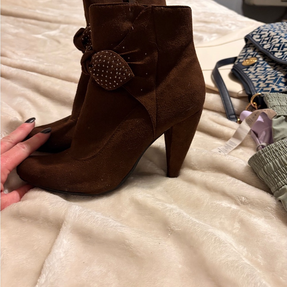 Forever Collectibles Brown Suede Ankle Booties with Bow Accent